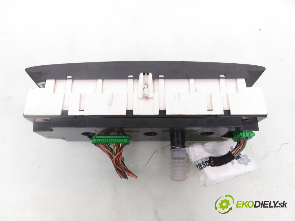 VOLVO S40 I (VS) SEDAN 2003 90,00 1.8 - B 4184 S2 1783,00 Panel kúrenia KLIMATIZACE: 612698