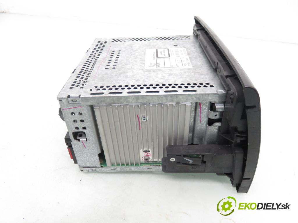 FIAT BRAVO II (198_) HB 2007 66,00 1.4 - 192 B2.000 1368,00 RADIO CD 735451942