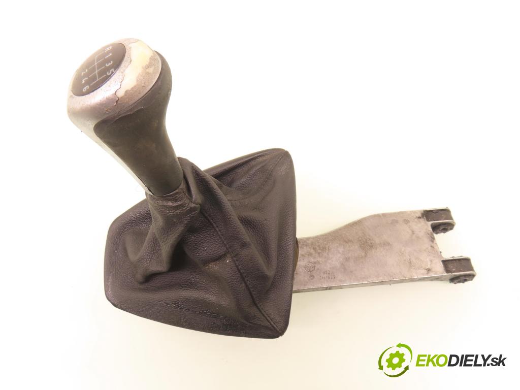 BMW 3 (E90) SEDAN 2005 95,00 318 i 129 - N46 B20 B 1995,00 ZVEDÁK: 25117532