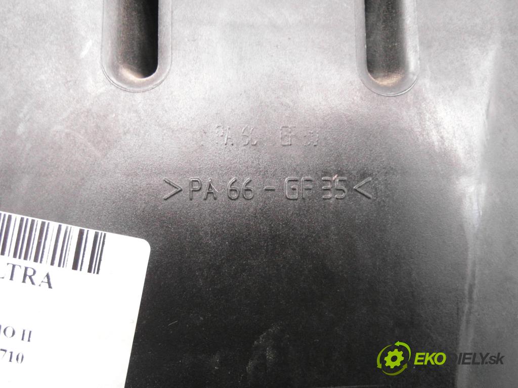 RENAULT CLIO II (BB_, CB_) HB 2002 72,00 1.4 16V (B/CB0P) - K4J 710 1390,00 obal filtra vzduchu PIE111618B ; 44605885901 ; H7700104844 (Kryt vzduchového filtru)