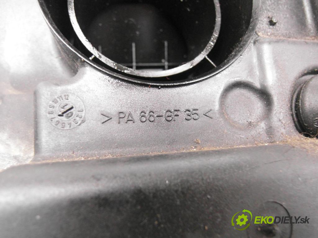 RENAULT CLIO II (BB_, CB_) HB 2002 72,00 1.4 16V (B/CB0P) - K4J 710 1390,00 obal filtra vzduchu PIE111618B ; 44605885901 ; H7700104844 (Kryt vzduchového filtru)