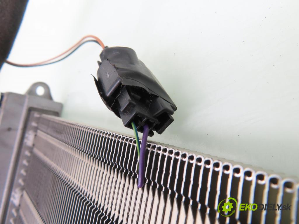 FORD MONDEO IV (BA7) LIFTBACK 2011 103,00 2.0 TDCi 140 - QXBA 1997,00 topné těleso radiátor topení elektrická 6G9118K463DC ; 0171132104 ; 43248320 (Radiátor topení)