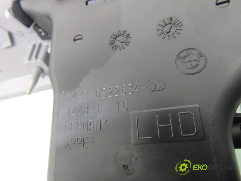 BMW 3 (E90) SEDAN 2005 95,00 318 i 129 - N46 B20 B 1995,00 lišta desky palubní 