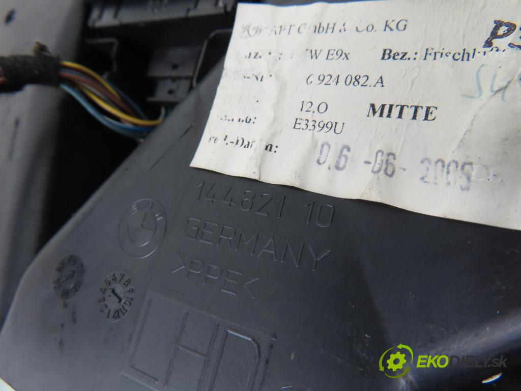 BMW 3 (E90) SEDAN 2005 95,00 318 i 129 - N46 B20 B 1995,00 lišta desky palubní