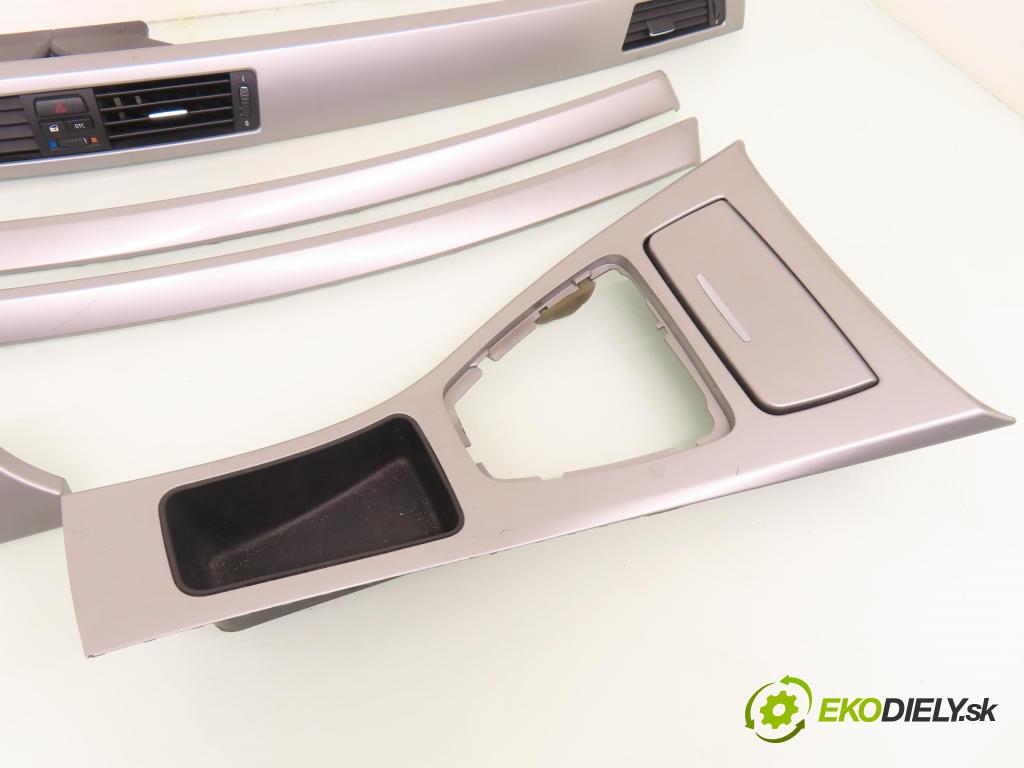 BMW 3 (E90) SEDAN 2005 95,00 318 i 129 - N46 B20 B 1995,00 lišta desky palubní