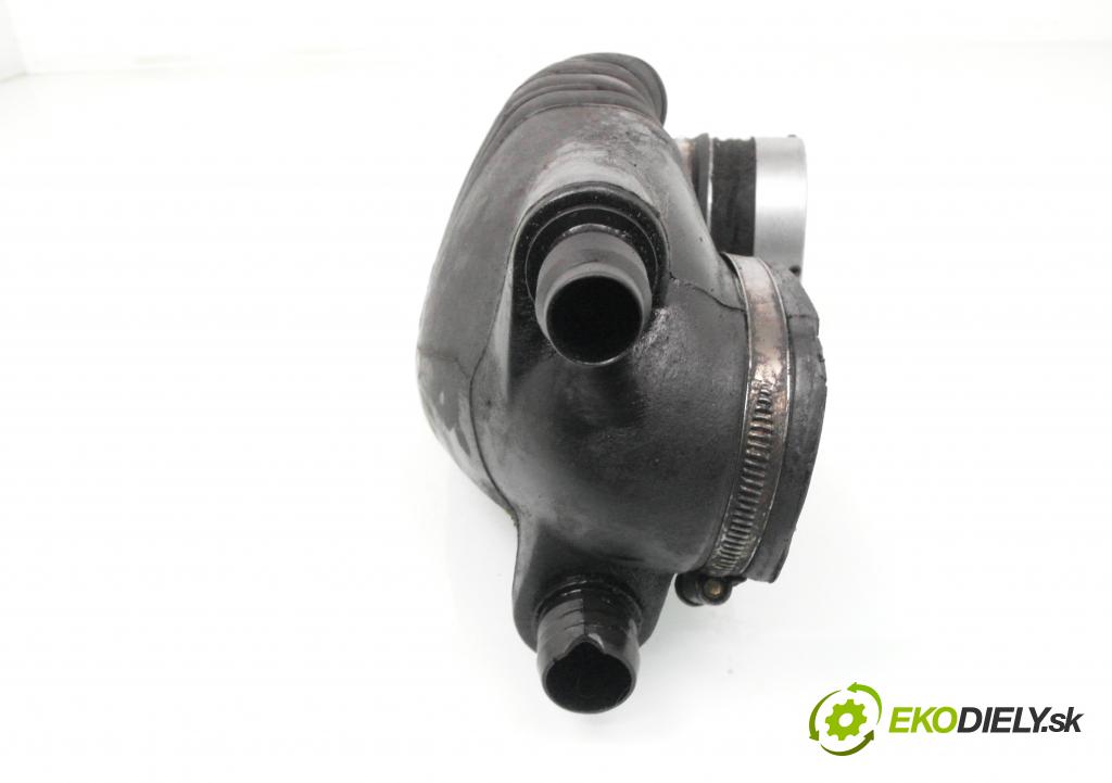 AUDI 80 (8C, B4) SEDAN 1992 85,00 2.0 E 115 - ABK 1984,00 Rúra prívodu vzduchu 037129627D