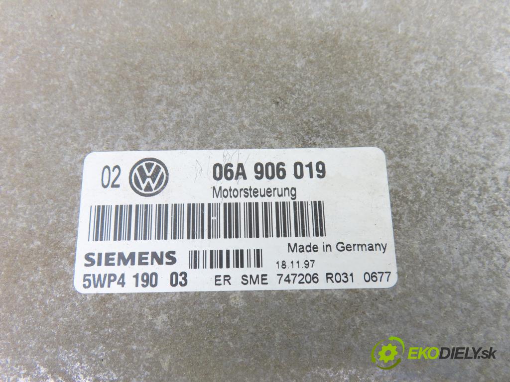 VW GOLF IV (1J1) HB 1999 74,00 1.6 - AKL 1595,00 spinačka / imobilizéra IMMO / Riadiaca jednotka 06A906019 ; 5WP419003 ; 1C0962258E
