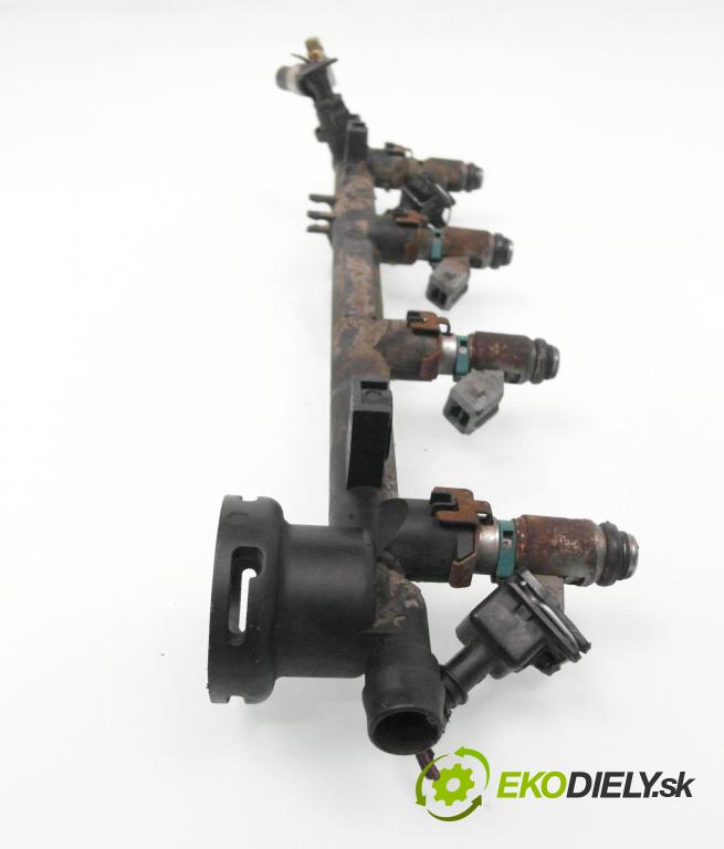 RENAULT LAGUNA I Grandtour (K56_) KOMBI 2000 88,00 1.8 16V 120 - F4P 760 1783,00 lišta vstřikovací 7700107405 ; 7700112777 (Vstřikovací lišta)