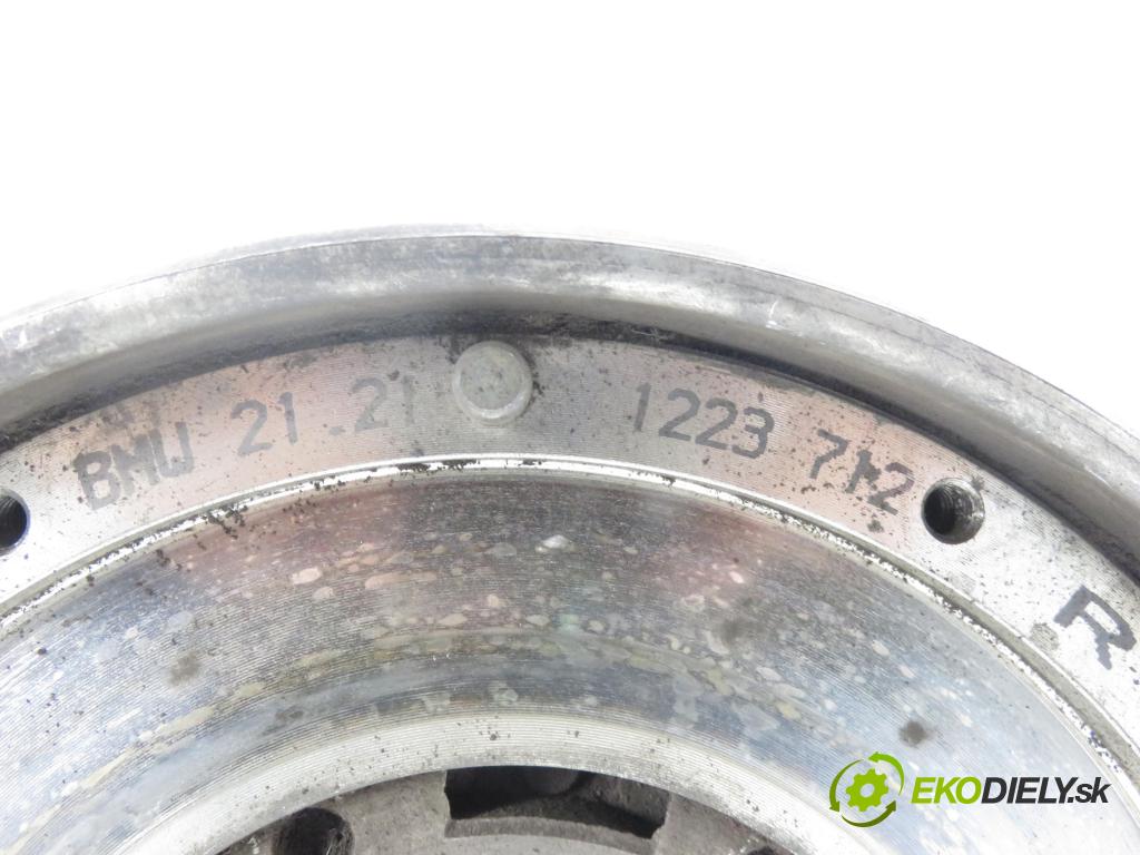 BMW 3 (E46) SEDAN 2000 100,00 320 d 136 - M47 D20 (204D1) 1951,00 Koleso dvojvrstvové 21211223712 ; 1223685