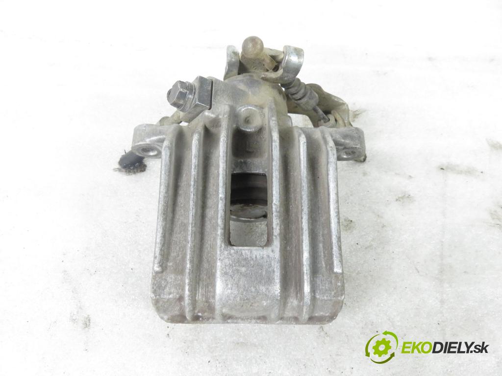 VW GOLF IV (1J1) HB 2000 81,00 1.9 TDI 110 - ASV 1896,00 Brzdič strmeň LT