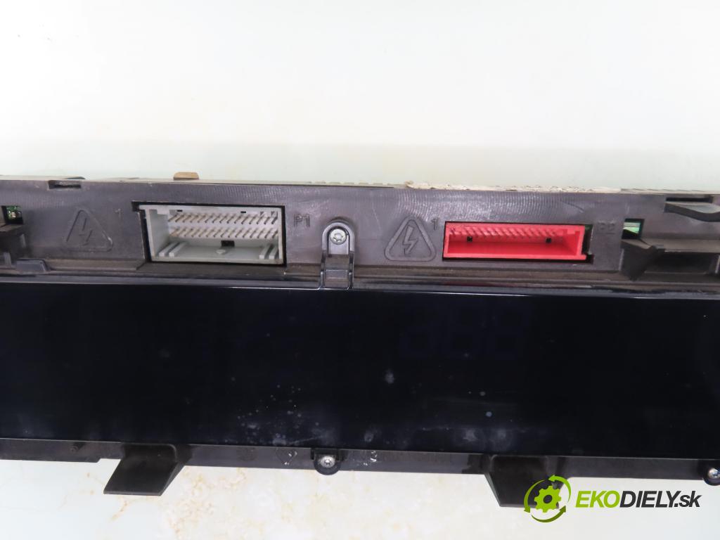 RENAULT SCENIC II (JM0/1_) MINIVAN 2003 83,00 1.6 (JM0C, JM0J, JM1B) - K4M 782 1598,00 Prístrojovka elektrický P8200107954C