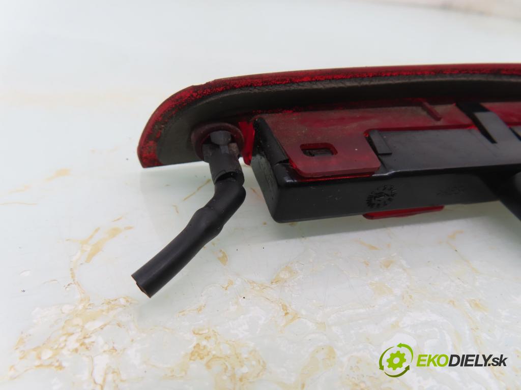 OPEL MERIVA A nadwozie wielkoprzestrzenne (MPV) (X03) MINIVAN 2007 77,00 1.6 16V 105 - Z 16 XEP 1598,00 svetlo bŕzd 13179989 ; 644160657