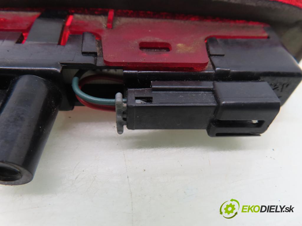 OPEL MERIVA A nadwozie wielkoprzestrzenne (MPV) (X03) MINIVAN 2007 77,00 1.6 16V 105 - Z 16 XEP 1598,00 svetlo bŕzd 13179989 ; 644160657