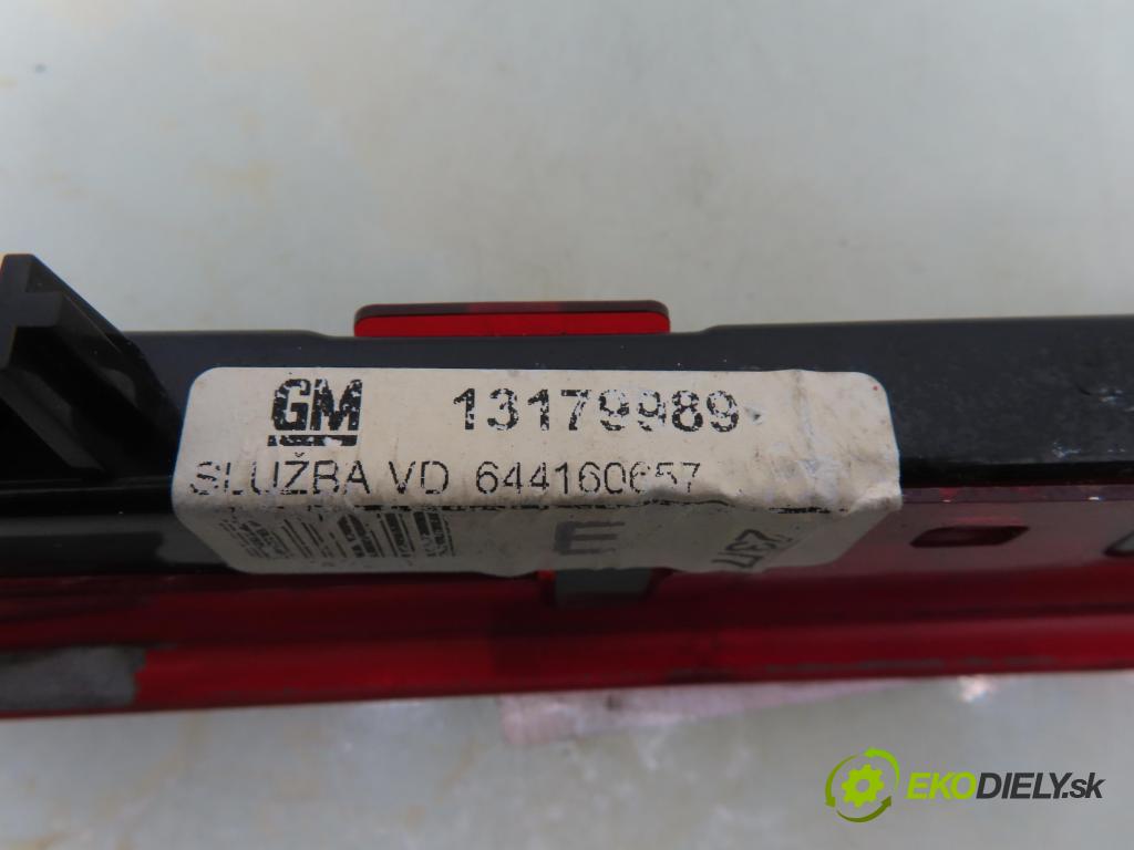 OPEL MERIVA A nadwozie wielkoprzestrzenne (MPV) (X03) MINIVAN 2007 77,00 1.6 16V 105 - Z 16 XEP 1598,00 svetlo bŕzd 13179989 ; 644160657