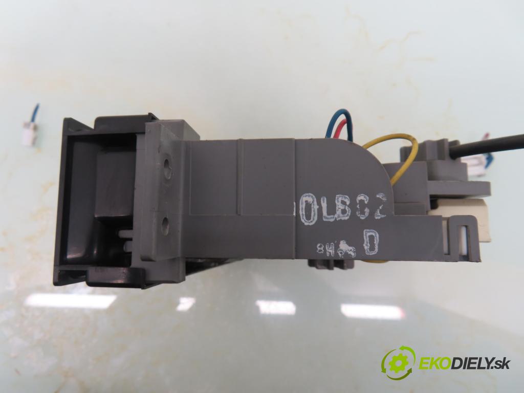 MAZDA MPV I (LV) MINIVAN 1998 85,00 2.5 TD - WL-T 2500,00 Panel kúrenia 