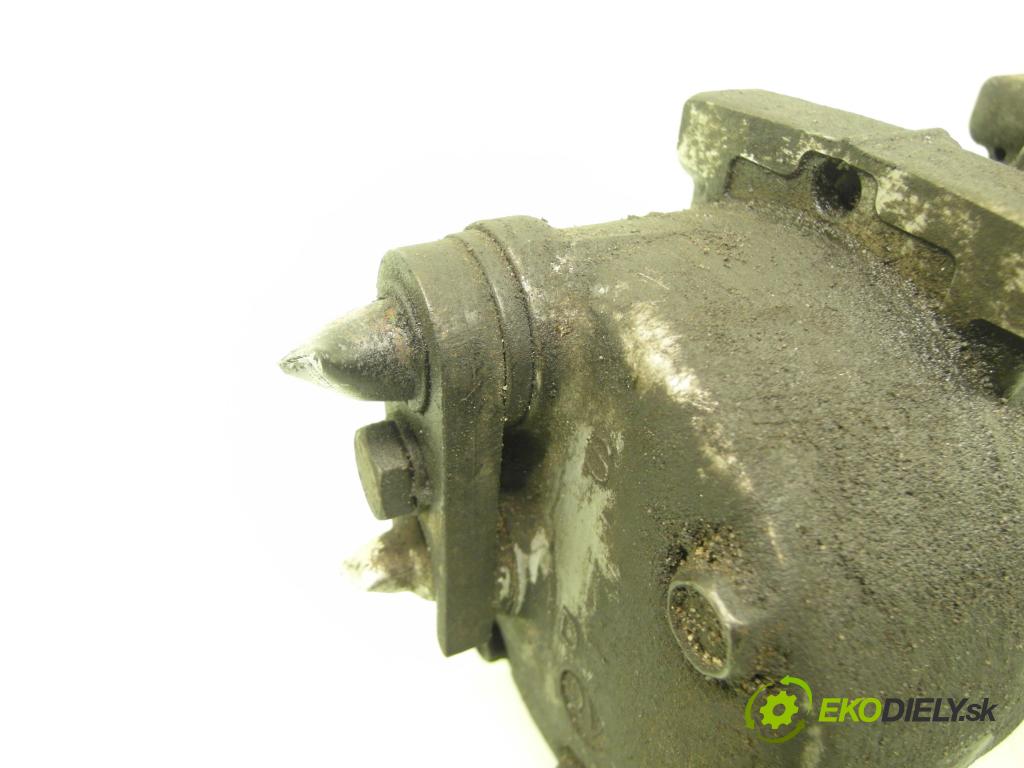 RENAULT LAGUNA I (B56_, 556_) LIFTBACK 1996 79,00 1.6 16V (B568, B561) - K4M 720 1598,00 KOMPRESOR: klimatizácie 7700111036 ; 5748012834 (Kompresor klimatizácie)