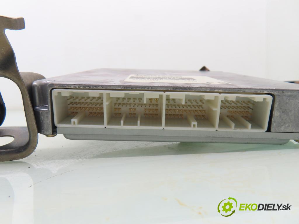 TOYOTA COROLLA Verso (_E12_) MINIVAN 2004 99,00 1.8 VVT-i 135 (ZZE122_) - 1ZZ-FE 1794,00 Riadiaca jednotka Motor 896610F030 ; MB2750007343