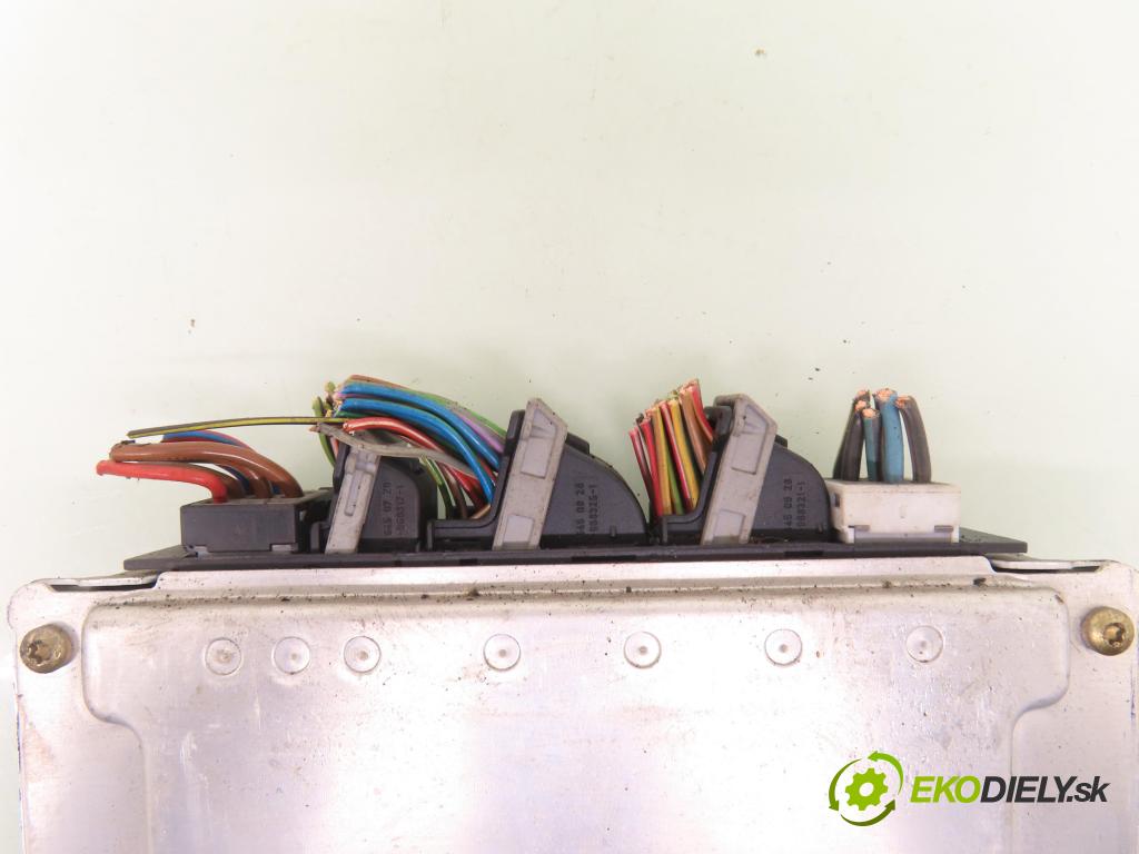 MERCEDES-BENZ KLASA E (W210) SEDAN 2001 105,00 2.2 CDI 143 - OM 611.961 2148,00 Riadiaca jednotka Motor A6111532779 ; 0281010533