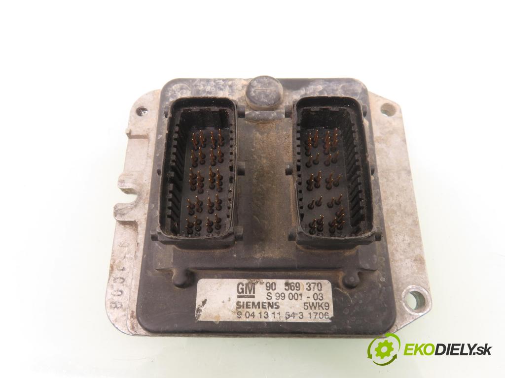 OPEL VECTRA B (J96) LIFTBACK 2000 85,00 1.8 i 16V ECOTEC  X 18 XE 1799,00 Riadiaca jednotka Motor 90569370 ; 5WK91706