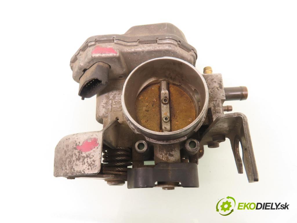 OPEL VECTRA B (J96) LIFTBACK 2000 85,00 1.8 i 16V ECOTEC  X 18 XE 1799,00 škrtíci klapka 90536084 ; 5WS93250 (Škrticí klapka)