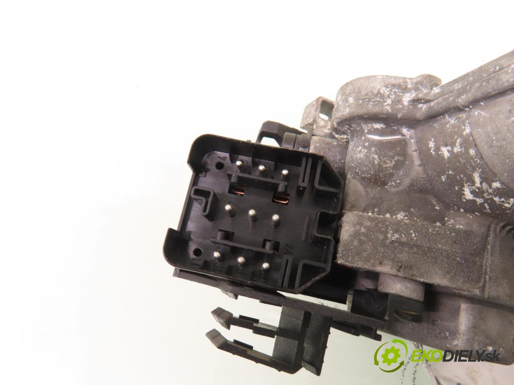 BMW 5 (E39) SEDAN 1997 110,00 520 i 150 - M52 B20 (206S3) 1991,00 spínačka 1161656 ; 1093571 (Spínací skříňka)