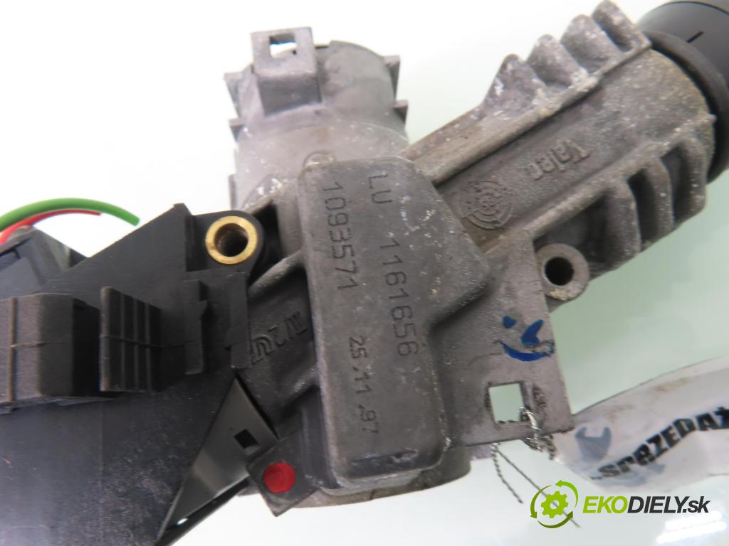 BMW 5 (E39) SEDAN 1997 110,00 520 i 150 - M52 B20 (206S3) 1991,00 spínačka 1161656 ; 1093571 (Spínací skříňka)