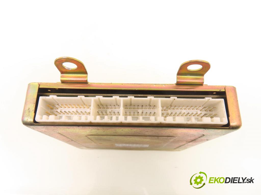 MITSUBISHI COLT V (CJ_, CP_) HB 1997 55,00 1.3 12V - 4G13 1299,00 Riadiaca jednotka Motor MD328466 ; E2T65775