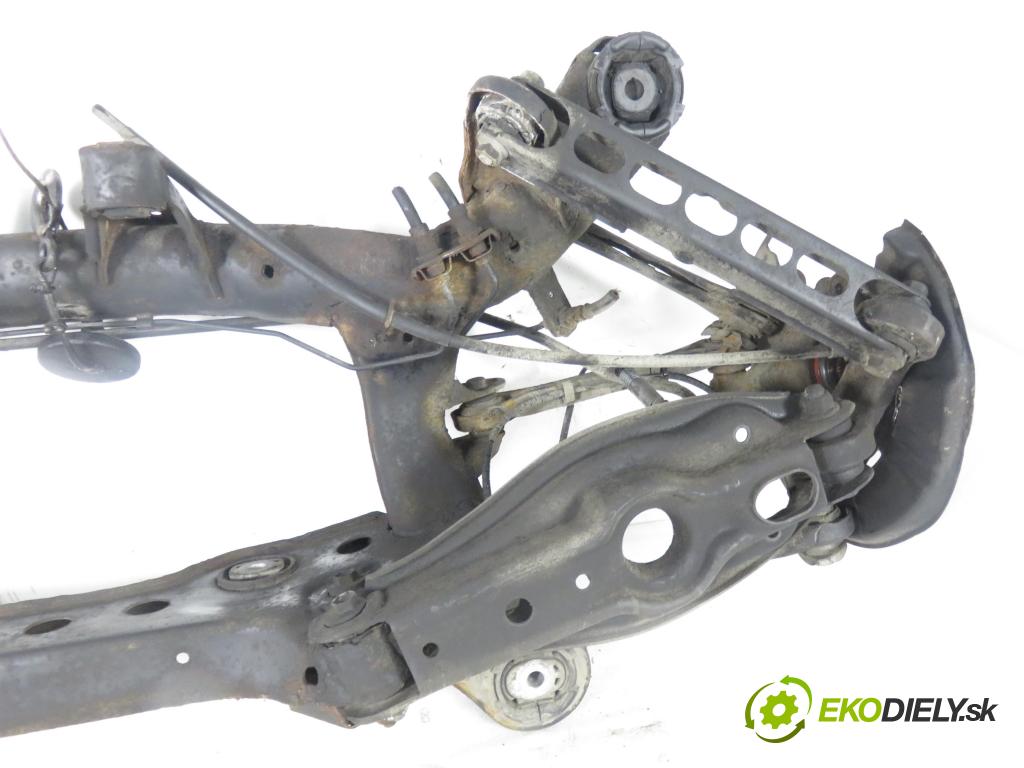 BMW 3 (E90) SEDAN 2005 95,00 318 i 129 - N46 B20 B 1995,00 ZADNÍ: