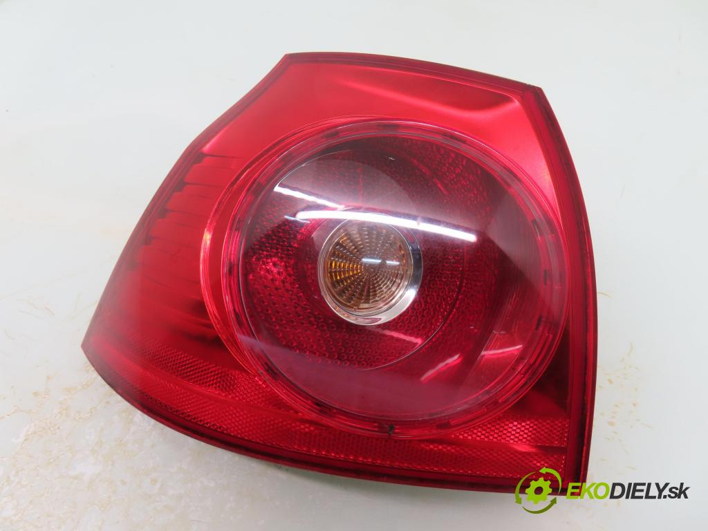 VW GOLF V (1K1) HB 2004 103,00 2.0 TDI 16V - BKD 1968,00 Svetlo ľavé zadné 89031803