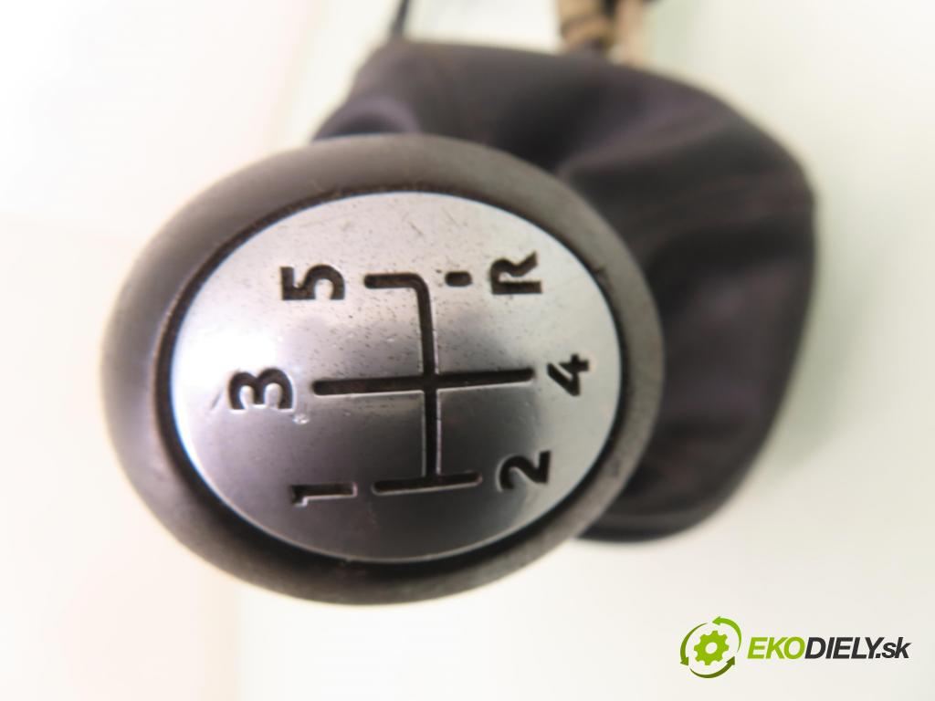 RENAULT SCENIC II (JM0/1_) MINIVAN 2003 83,00 1.6 (JM0C, JM0J, JM1B) - K4M 782 1598,00 ZVEDÁK: 8200327403