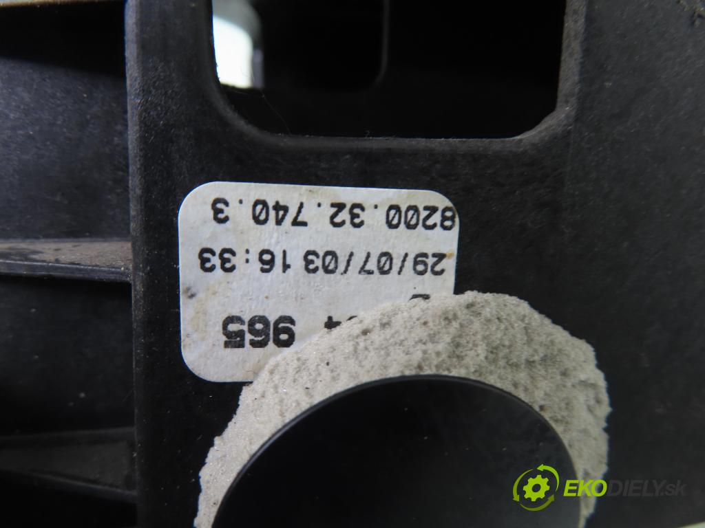 RENAULT SCENIC II (JM0/1_) MINIVAN 2003 83,00 1.6 (JM0C, JM0J, JM1B) - K4M 782 1598,00 ZVEDÁK: 8200327403