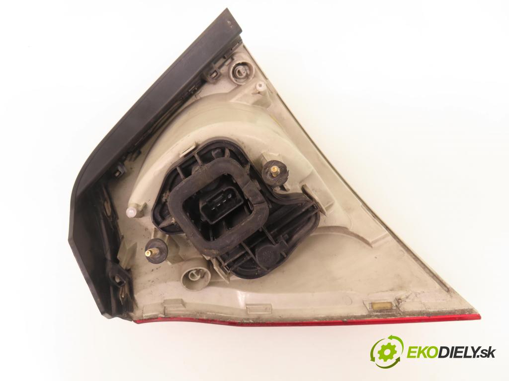 VW GOLF V (1K1) HB 2004 103,00 2.0 TDI 16V - BKD 1968,00 Svetlo pravé zadné 1K6945096E ; 028490202