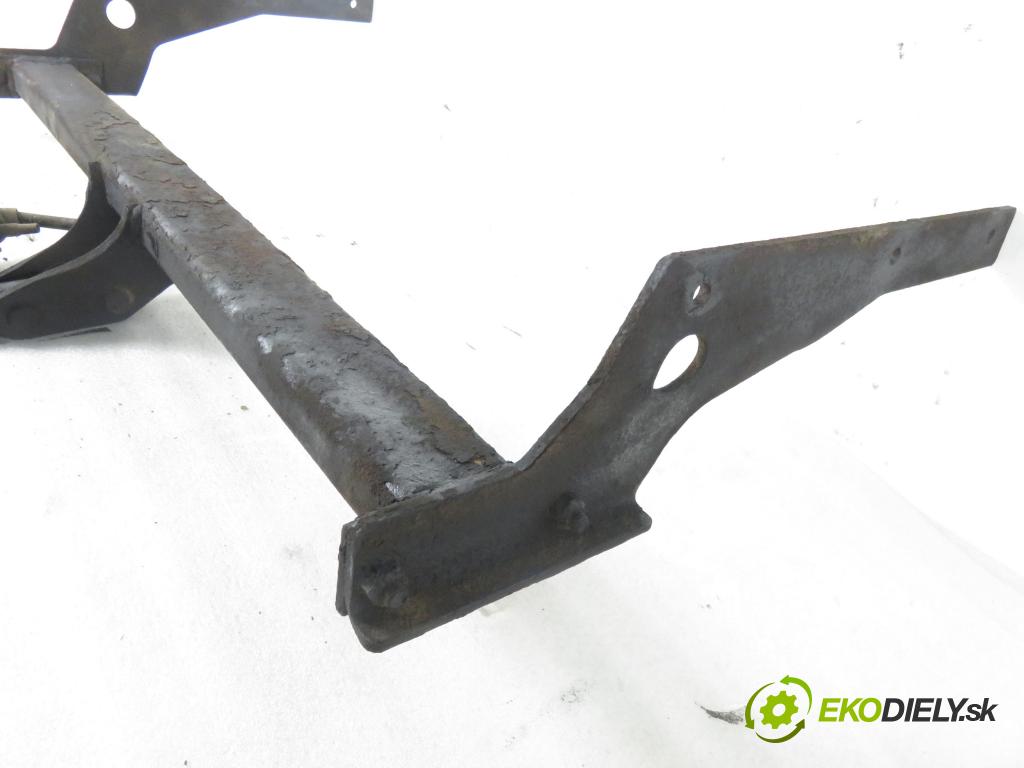 HONDA CIVIC VI Hatchback (EJ, EK) HB 1996 77,00 1.6 - D16Y7 1590,00 Hák