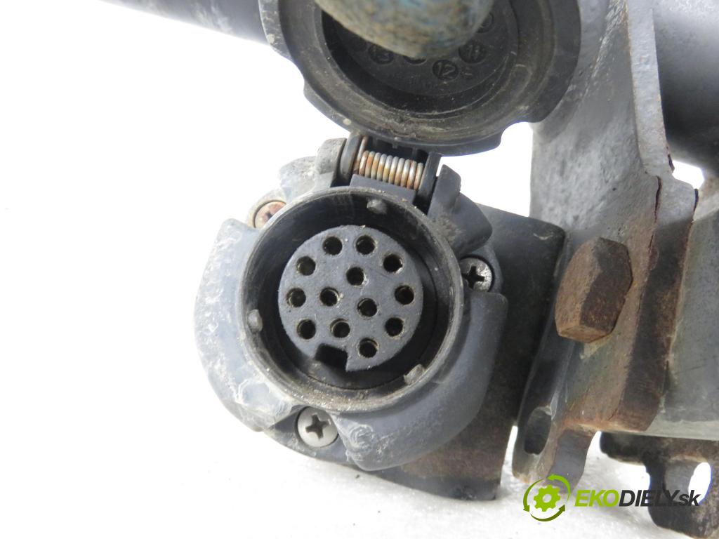 MERCEDES-BENZ KLASA A (W168) HB 2001 75,00 1.6 102 A 160  M 166.960 1598,00 Hák