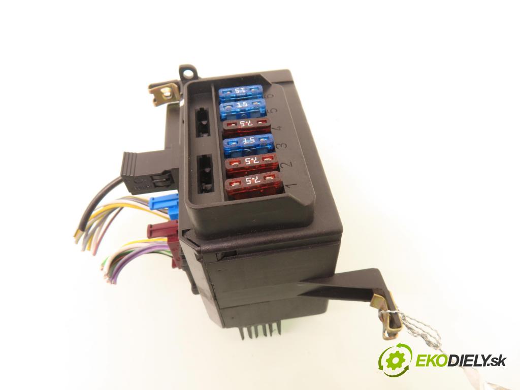 MERCEDES-BENZ KLASA A (W168) HB 2001 75,00 1.6 102 A 160  M 166.960 1598,00 prepínač svetlá 1685450104