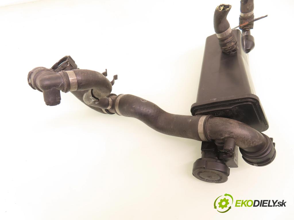 BMW 3 (E46) SEDAN 2001 105,00 318 i - N42 B20 A 1995,00 Nádržka KOMPENZAČNÉ: 335509141