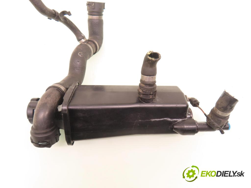 BMW 3 (E46) SEDAN 2001 105,00 318 i - N42 B20 A 1995,00 Nádržka KOMPENZAČNÉ: 335509141