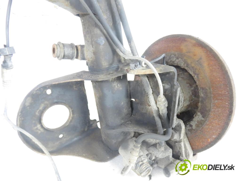 RENAULT LAGUNA I (B56_, 556_) LIFTBACK 1996 79,00 1.6 16V (B568, B561) - K4M 720 1598,00 výztuha zadní část ABS