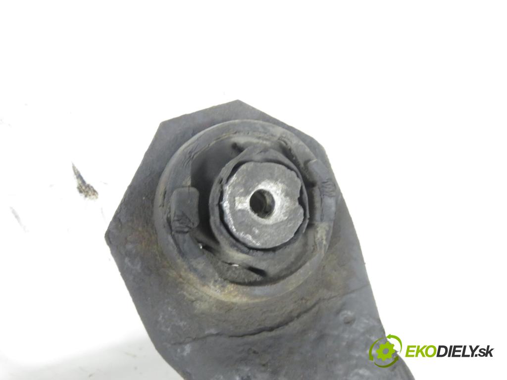 RENAULT LAGUNA I (B56_, 556_) LIFTBACK 1996 79,00 1.6 16V (B568, B561) - K4M 720 1598,00 výztuha zadní část ABS