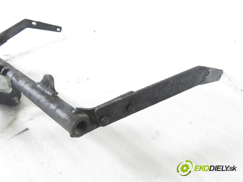 CITROEN BERLINGO / BERLINGO FIRST nadwozie wielkoprzestrzenne (MPV) KOMBI 1999 66,00 1.8 8V 90 - LFX 1761,00 Hák