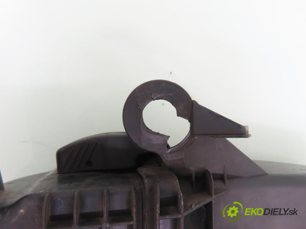 FIAT PANDA (169_) HB 2005 40,00 1.1 54 - 187 A1.000 1108,00 obal filtra vzduchu 46800166 (Kryt vzduchového filtru)