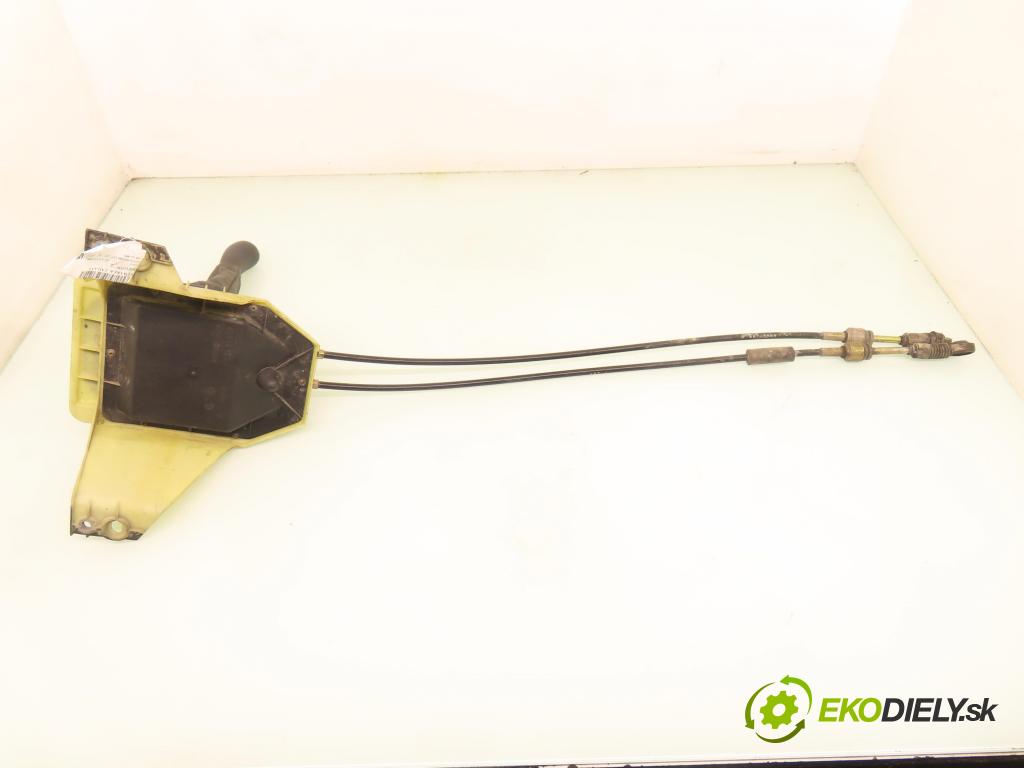 FIAT PUNTO (188_) HB 2000 59,00 1.9 JTD 80 - 188 A2.000 1910,00 ZVEDÁK: 46519173 ; 46749867B3459J