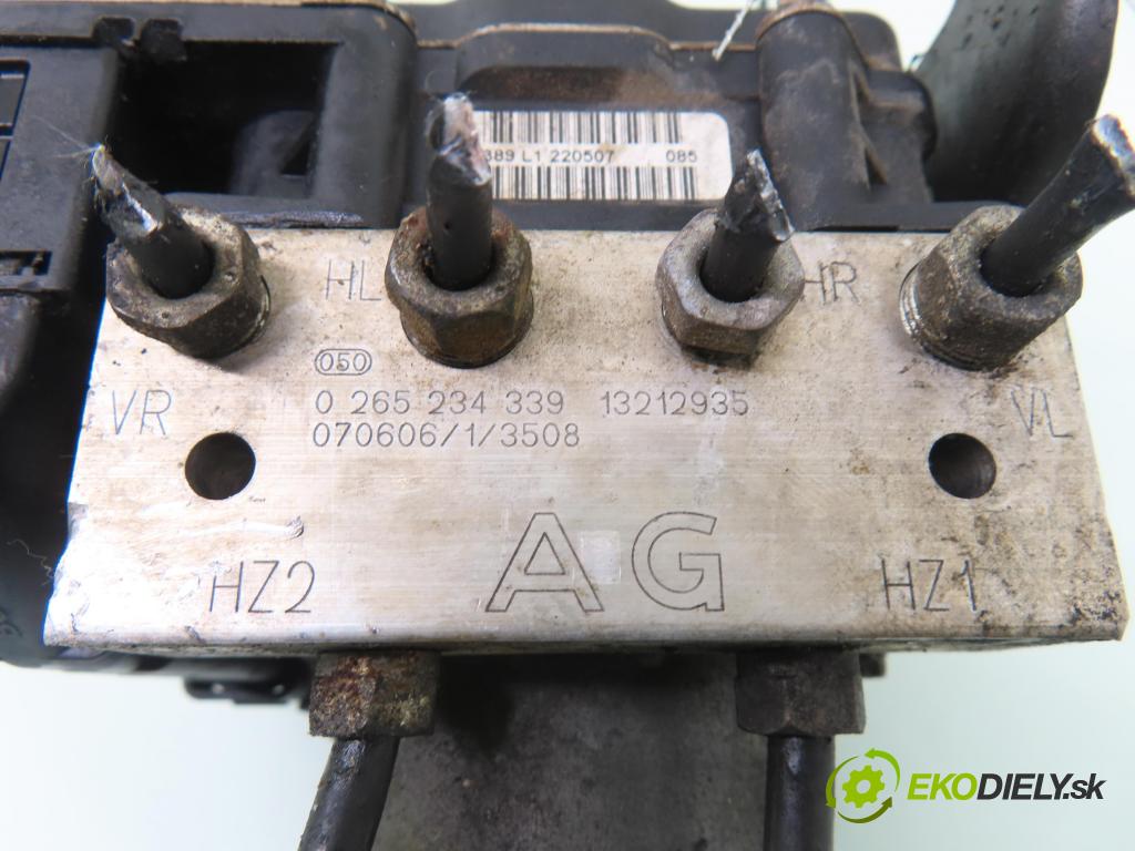 OPEL MERIVA A nadwozie wielkoprzestrzenne (MPV) (X03) MINIVAN 2007 77,00 1.6 16V 105 - Z 16 XEP 1598,00 pumpa ABS 0265234339 ; 13212935 ; 0265950475 (Pumpa ABS)