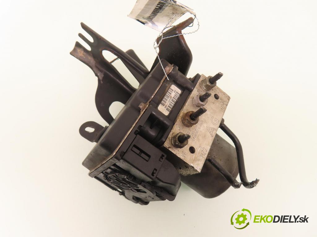 OPEL MERIVA A nadwozie wielkoprzestrzenne (MPV) (X03) MINIVAN 2007 77,00 1.6 16V 105 - Z 16 XEP 1598,00 pumpa ABS 0265234339 ; 13212935 ; 0265950475 (Pumpa ABS)