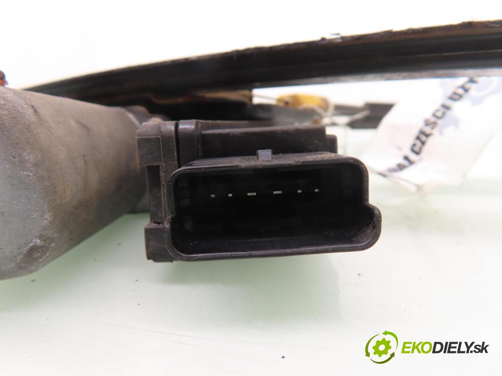 RENAULT LAGUNA II Grandtour (KG0/1_) KOMBI 2006 88,00 1.9 dCi (KG0G) - F9Q 670 1870,00 mechanismus oken