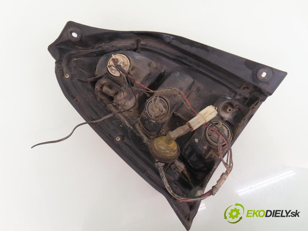 SUZUKI ALTO (HA12, HA23) HB 2004 43,00 1 - G10BB 993,00 světlo pravé zadní