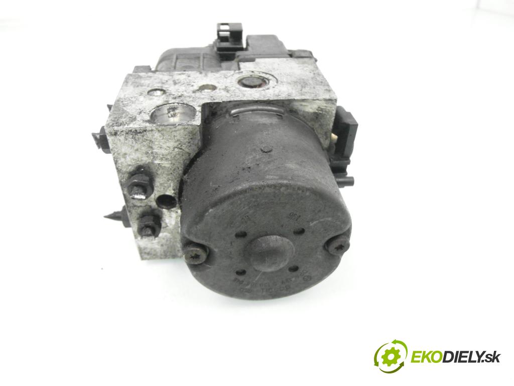 VW PASSAT B5 (3B2) SEDAN 1999 66,00 1.9 TDI - AHH 1896,00 Pumpa ABS 0273004281 ; 8E0614111AB (Pumpa ABS)