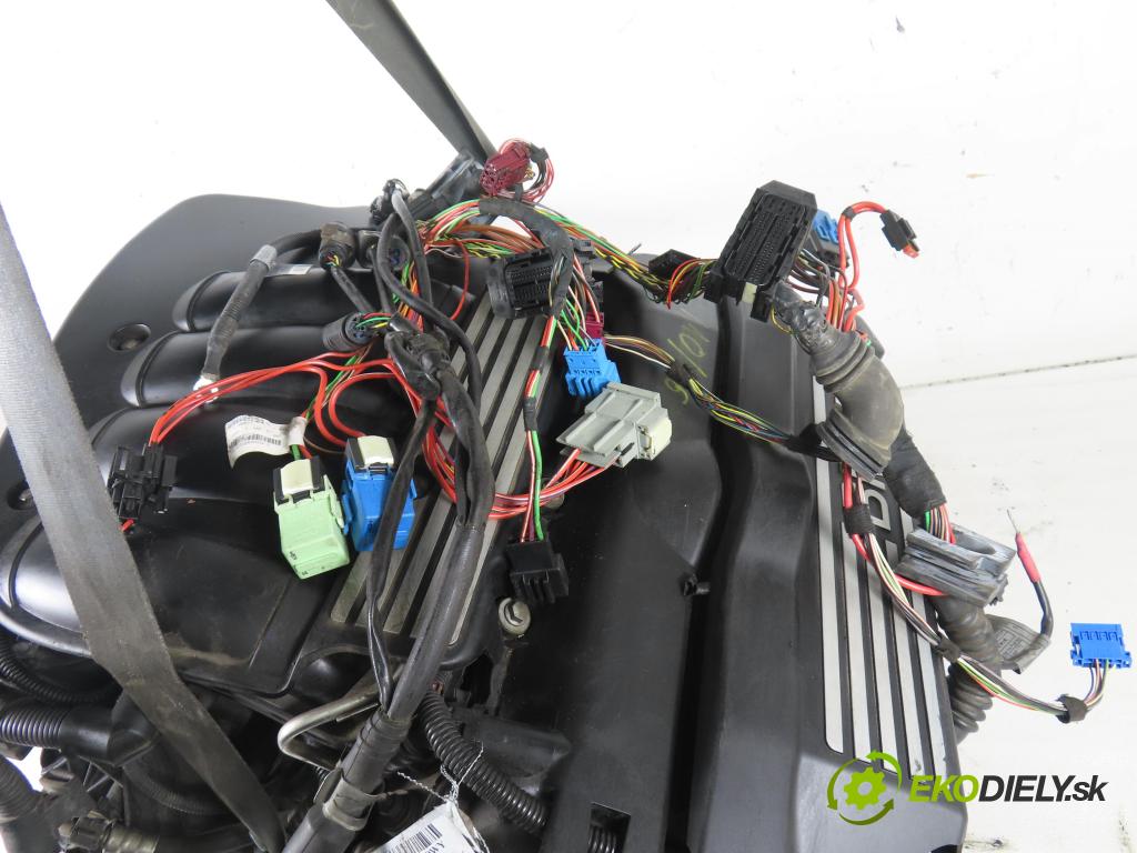 BMW 3 (E90) SEDAN 2005 95,00 318 i 129 - N46 B20 B 1995,00 motor BENZÍN N46B20B