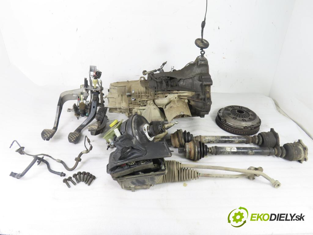 AUDI A6 Avant (4B5, C5) KOMBI 2000 142,00 2.8 - AMX 2771,00 preloženie DVZ ; 4B0612105A ; 4B0407272C