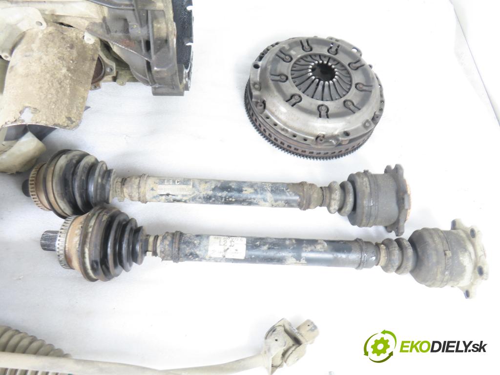 AUDI A6 Avant (4B5, C5) KOMBI 2000 142,00 2.8 - AMX 2771,00 preloženie DVZ ; 4B0612105A ; 4B0407272C